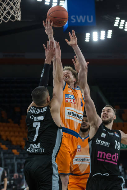 赛季中对手 赛季中对手